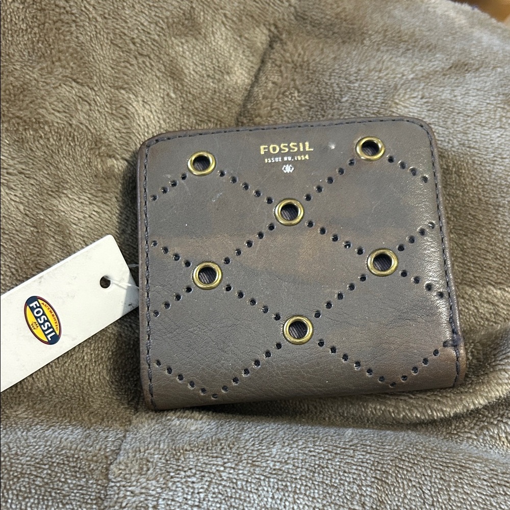 Fossil Tessa Bifold Lead Leather Outside Zip For Change . Inside Bills/Cards/ID